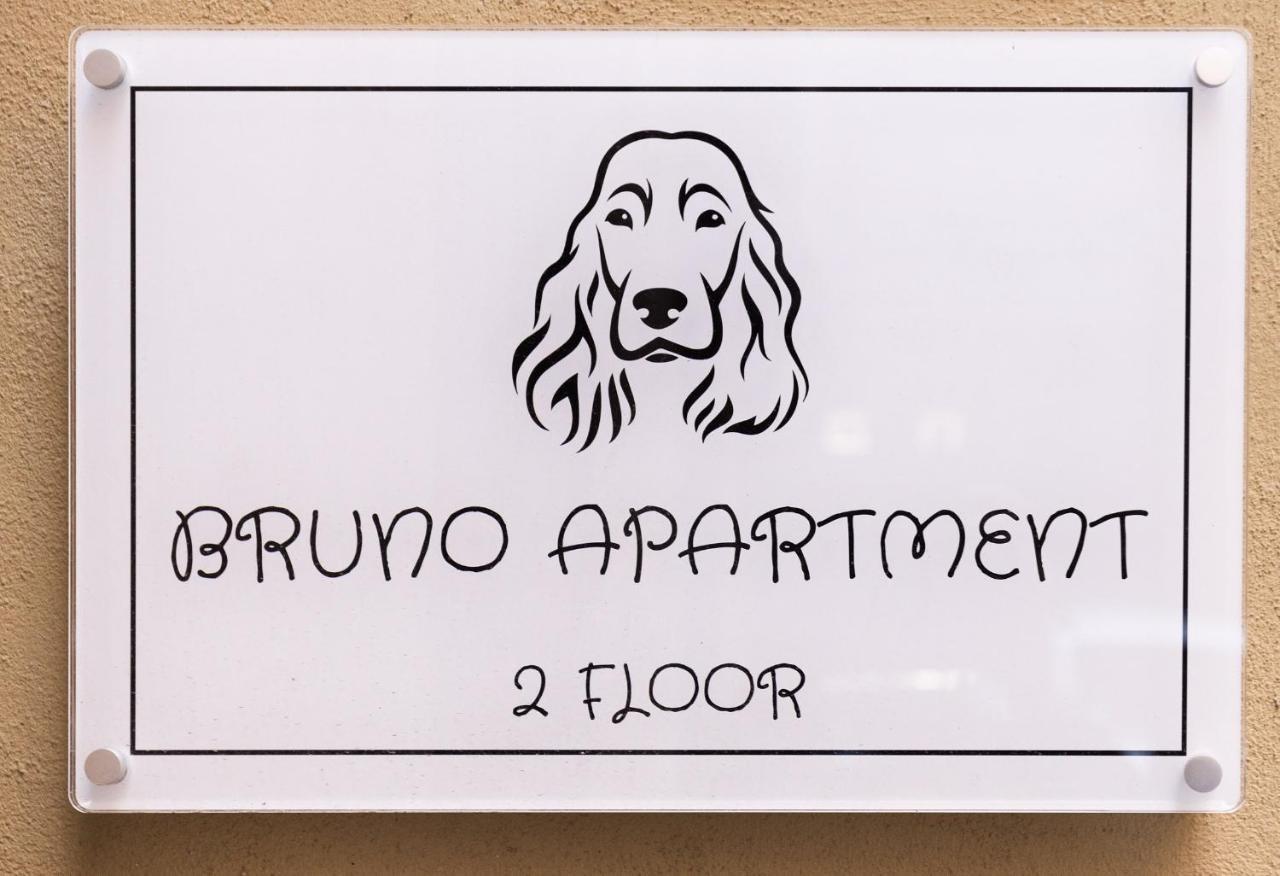 Bruno Apartment Palermo Bagian luar foto